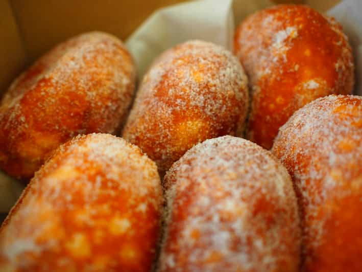 （2nd)Diamond Head Hike w/ Malasada Starts at 7:00 a.m. - The 10-minute shuttle from Honolulu