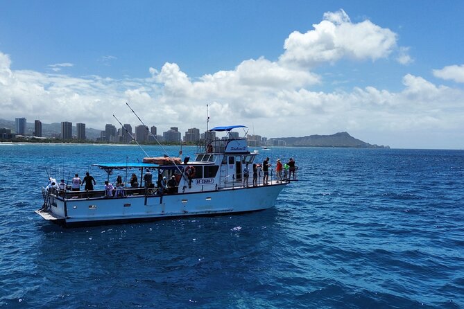 3-Hour Honolulu Bottom Fishing Adventure - Boat size, comfort, and common frustrations