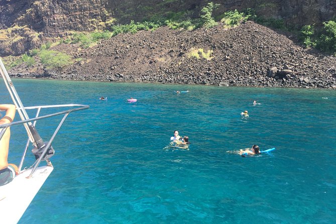 Afternoon Sail & Snorkel to the Captain Cook Monument - Sailing from Keauhou Bay at 2 p.m.