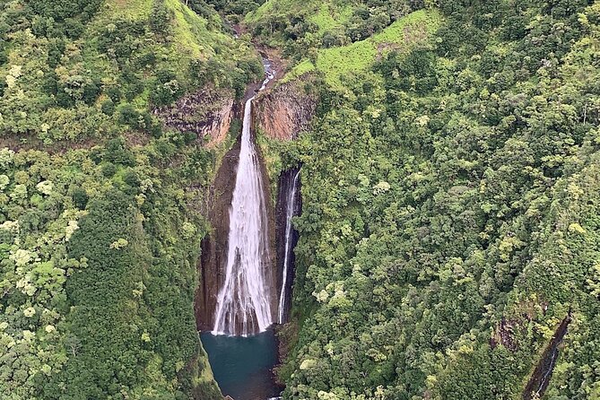 Air Kauai: DOORS-OFF Helicopter Adventure - The Na Pali Coast from the edge seat