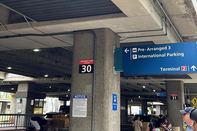 Airport Shuttle - HNL Airport to Waikiki - How the airport pickup works after your flight