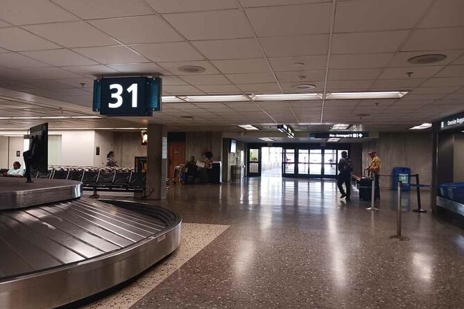 Airport Shuttle - HNL Airport to Waikiki - Is $21.99 a good airport transfer value?