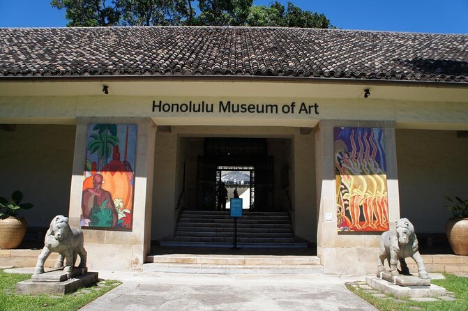 Awesome Scavenger Hunt: Royal Views Of Honolulu - Key points at a glance