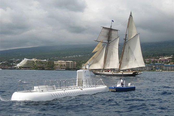 Big Island: Atlantis Submarine from Kona Beach - What 45 minutes underwater really feels like