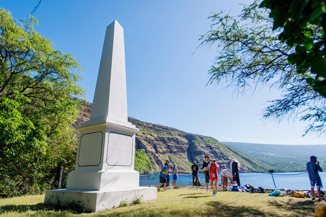 Big Island: Captain Cook Snorkel On A Power Catamaran With Lunch - Why Kealakekua Bay is the main event