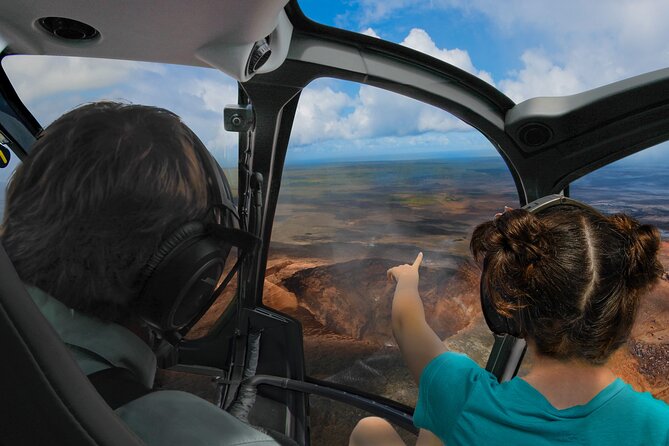 Big Island: Discover Hilo Helicopter Tour - Boarding the six-seat Airbus Eco-Star