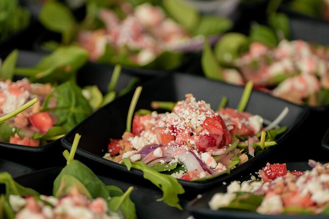 Big Island Historical Dinner Cruise to Kealakekua Bay - The crew makes a real difference