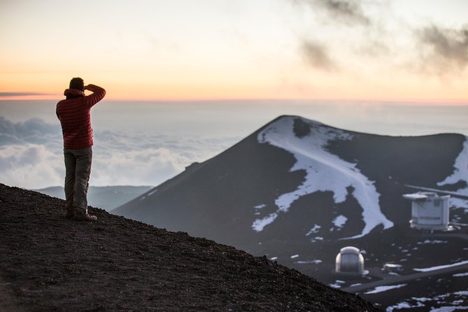 Big Island: Mauna Kea Summit and Stars Small-Group Adventure Tour - The guides are a major part of the experience