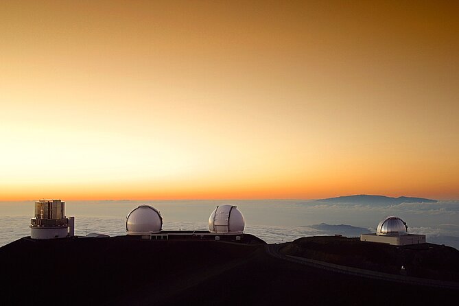 Big Island: Mauna Kea Summit and Stars Small-Group Adventure Tour - Practical planning for a better evening