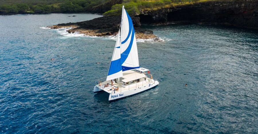Big Island: Morning Snorkel Sail to Captain Cook's Monument - Breakfast First, Lunch After the Reef
