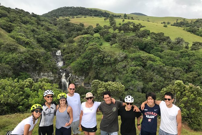 Big Island Mountain Biking on Anna Ranch - High-end bikes that soften the rough sections