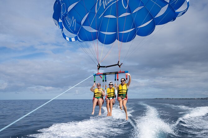Big Island Parasailing Experience - Floating above the Kona Coast