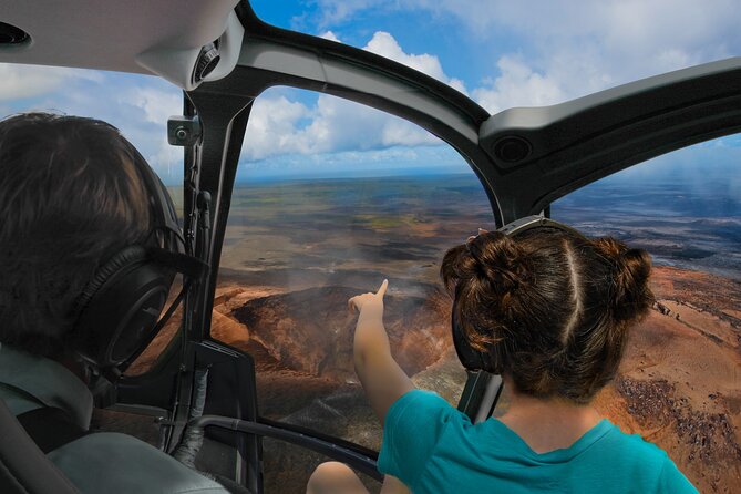 Big Island Spectacular Helicopter Tour - Mauna Loa and the volcanic south