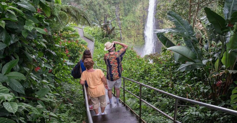 Big Island: Waterfall Tour with Swimming & Botanical Garden - Rain, closures, and realistic expectations