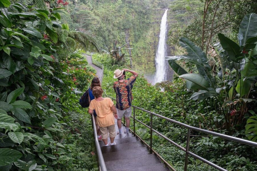 Big Island: Waterfall Tour with Swimming & Botanical Garden - Waipio Valley Lookout and Parker Ranch country