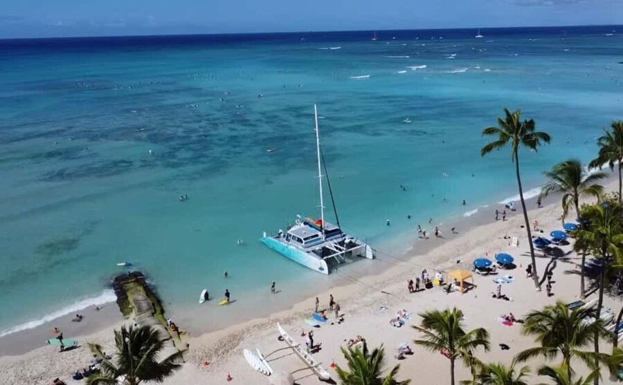 Board from Waikiki Beach: Friday Night Fireworks sail - Practical tips for making the most of it