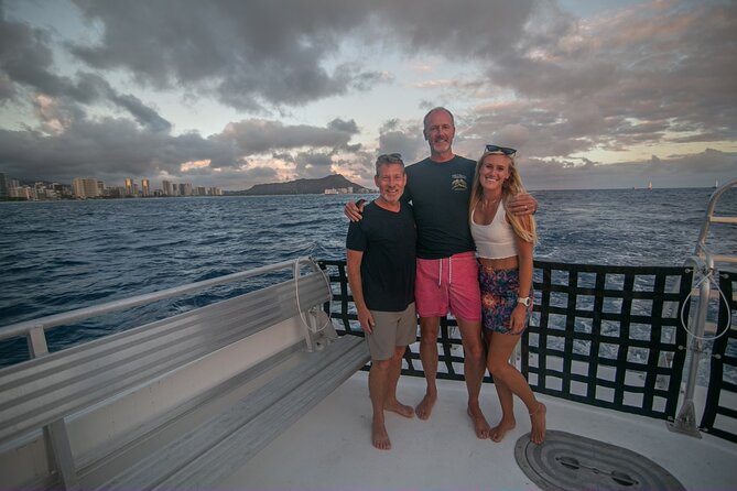 BYOB Sunset Cruise off the Waikiki Coast - Who will get the most from this cruise