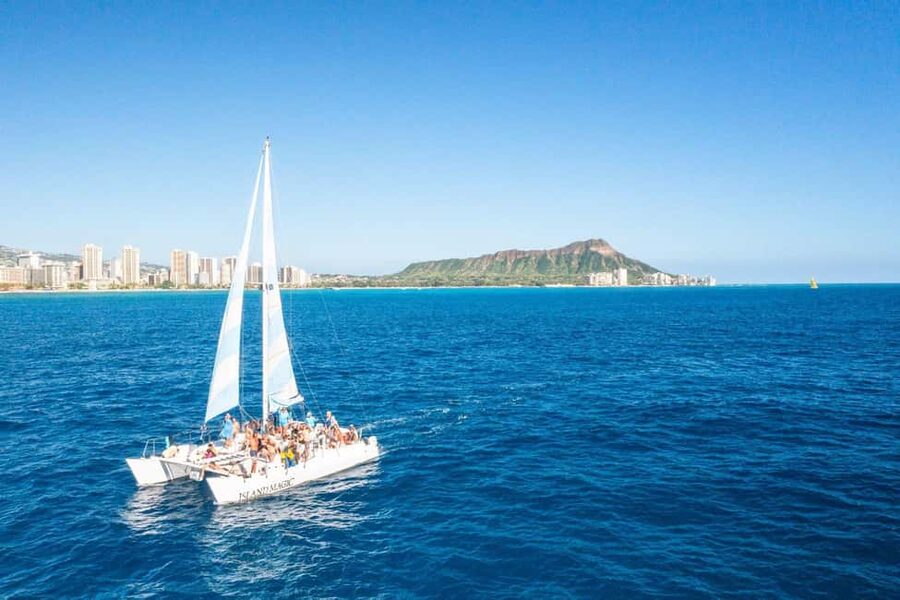 BYOB Weekend Sightseeing Sail towards Diamond Head - Waikiki, Turtle Canyon, and Diamond Head from the water