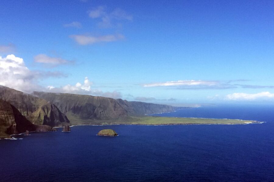 Central Maui: Two-Island Scenic Helicopter Flight to Molokai - Practical details before you book