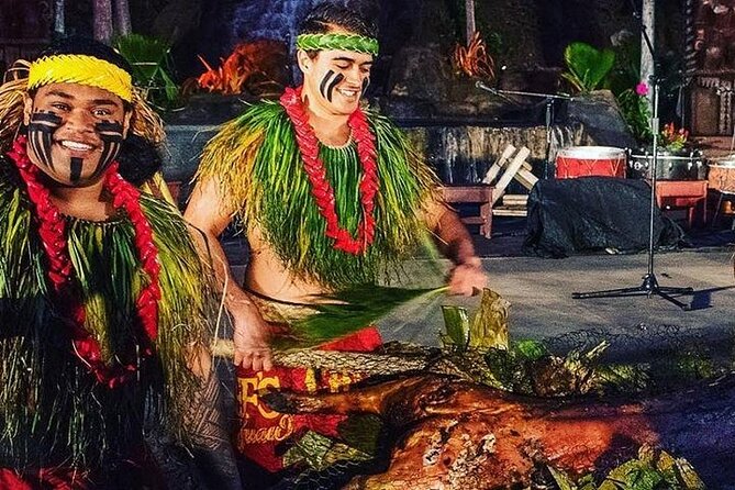 Chief's Luau Admission Including Transfers - Arriving at Wet ‘n’ Wild Hawaii