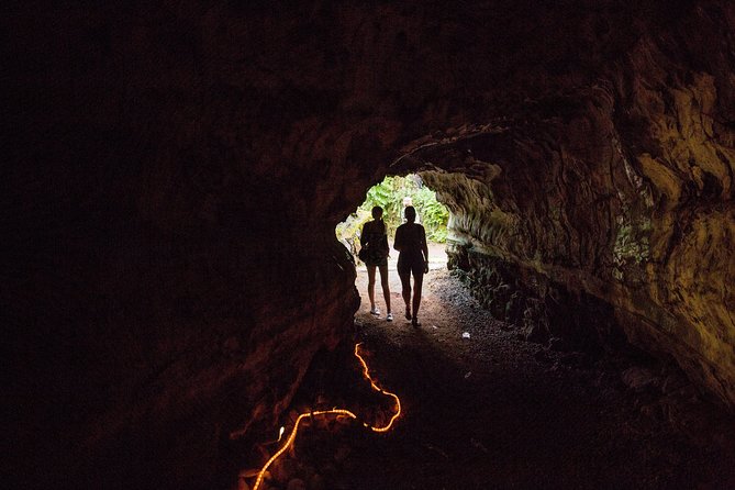 Day Trip from Oahu to Hilo: Volcano Adventure - Hilo’s banyan-lined streets