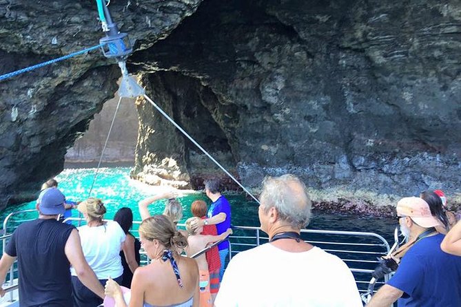 Deluxe Na Pali Morning Snorkel Tour on the Lucky Lady - Lunch, drinks, and the value of the package