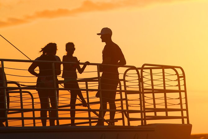 Deluxe Na Pali Sunset Tour on the Lucky Lady - What you see along the 16-mile coast