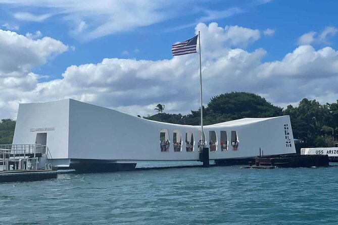 Deluxe Pearl Harbor USS Arizona Memorial and Honolulu City Tour - Key points before you reserve