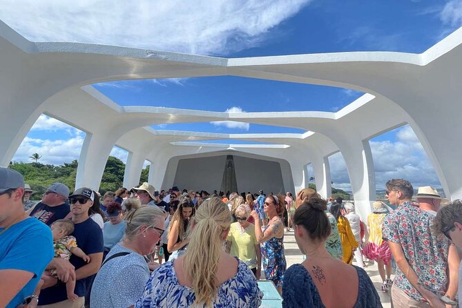 Deluxe Pearl Harbor USS Arizona Memorial and Honolulu City Tour - A small-group ride with a useful Honolulu introduction