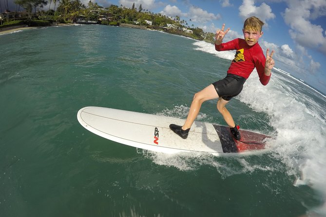 Family, Private & Group Standup Paddle Lessons in Waikiki - A beginner-friendly way to get on a Waikiki wave