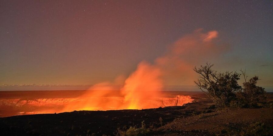 From Big island-Volcanoes & waterfall tour in a small group - Key points to know before booking