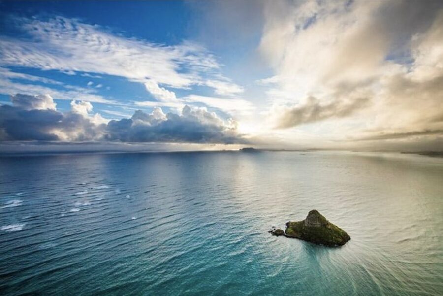 From Honolulu: Oahu 60min Helicopter Tour with Doors Off/On - Makapuʻu Point and the Koʻolau Range