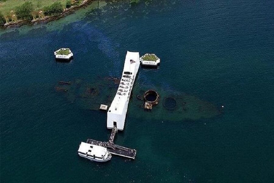 From Waikiki: USS Arizona Memorial and Honolulu City Tour - Who will like this six-hour combination tour?