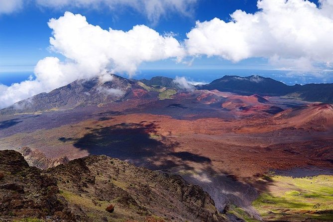 Haleakala Maui Sunset Twilight Tour with Dinner - Kula Lodge Marketplace adds a useful pause