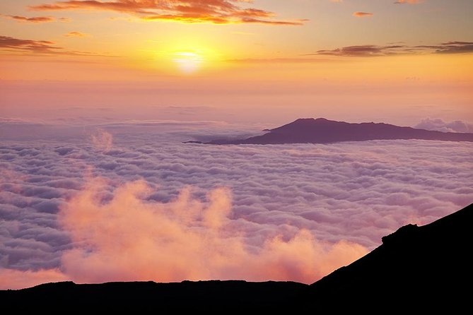 Haleakala Sunrise Tour with Breakfast and West Side Pickup - Leaving the driving to Skyline Hawaii