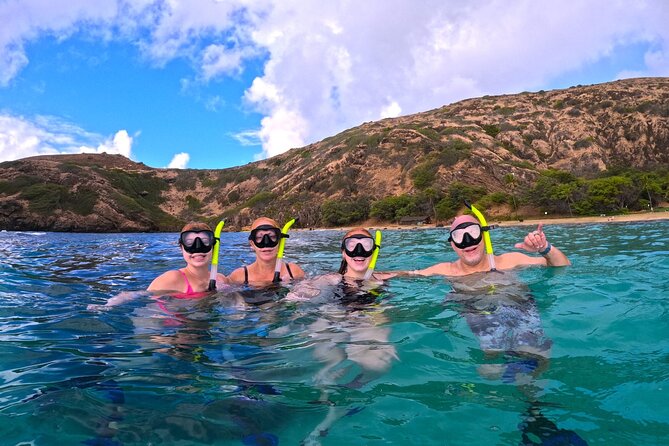 Hanauma Bay Guided Snorkel Tour (with guaranteed entrance time) - Fish, coral, and the search for green turtles
