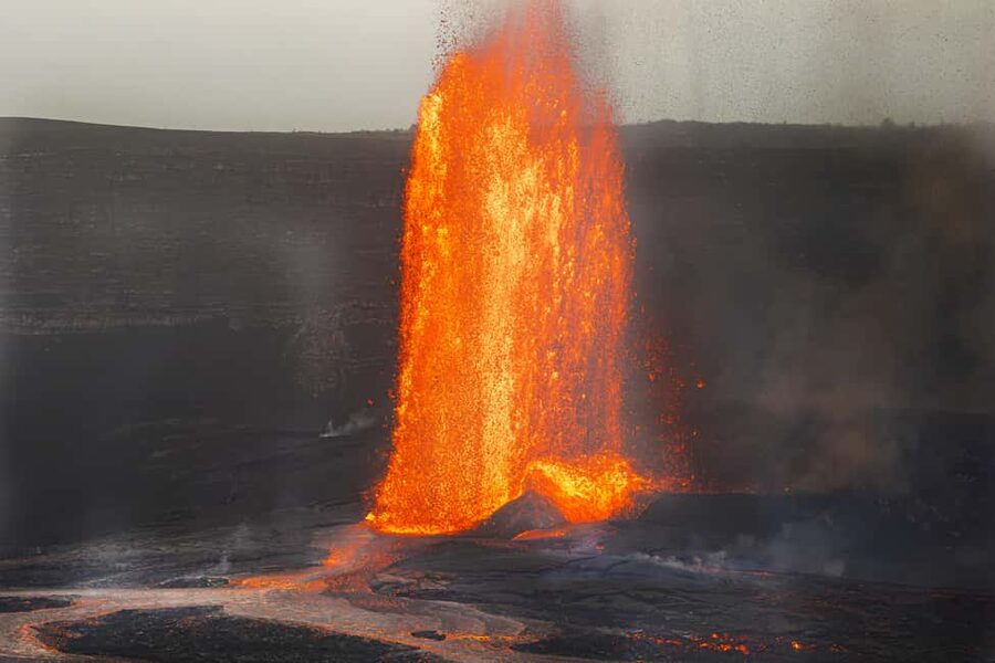 Hawaii: All-Inclusive Volcanoes and Waterfalls Private Tour - A Big Island day built around Kilauea