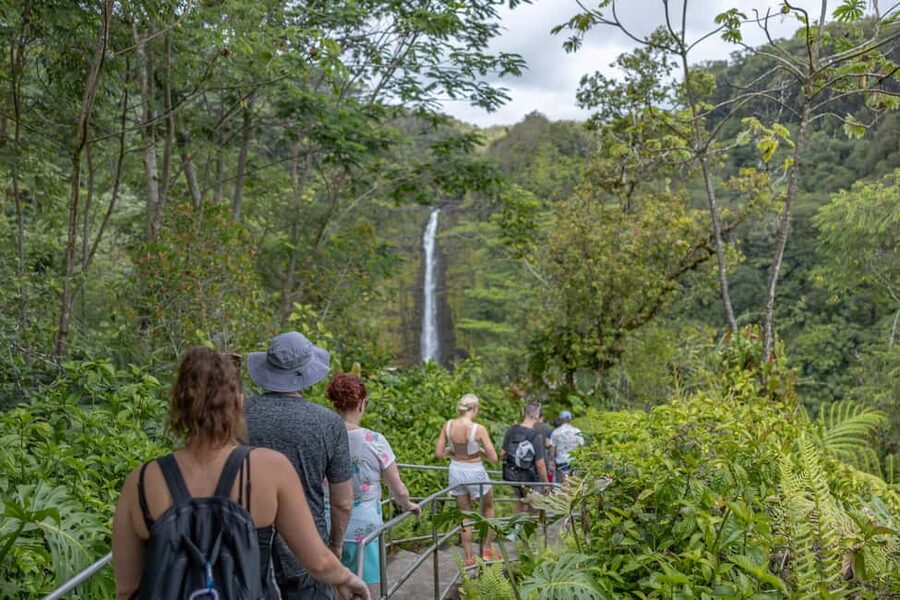 Hawaii: All-Inclusive Volcanoes and Waterfalls Private Tour - Boiling Pots and Rainbow Falls near Hilo