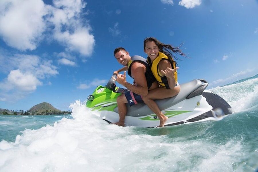 Hawaii Kai: Maunalua Bay Jet Ski Ride - A short jet ski ride in Maunalua Bay