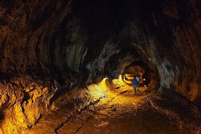 Hawaii Volcanoes, Waterfalls, Beaches & Hilo Highlights Day Tour - Kilauea and Hawaii Volcanoes National Park