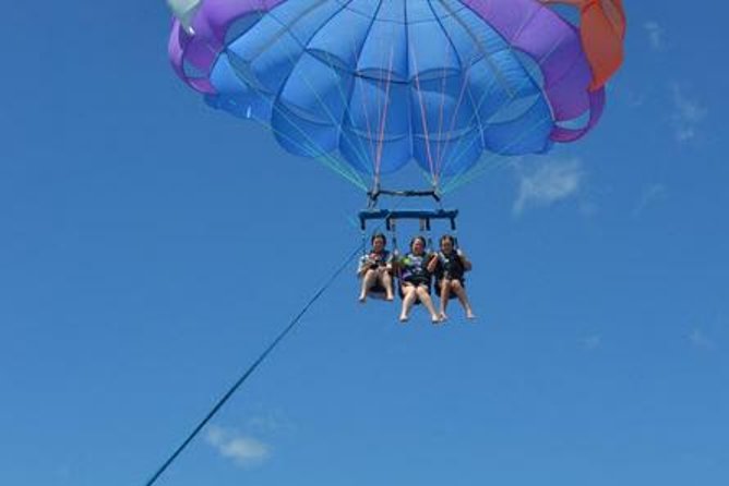 Hawaiian Parasail Since 1977 - The boat ride matters as much as the flight