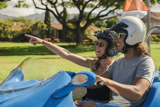 Hawaiian Style Scoot Coupe Rental for the Day - Comfort, safety, and weather