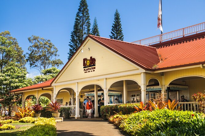 Hidden Gems of Oahu Circle Island Tour with Byodo In Temple - Coffee, macadamia nuts, and Kualoa views