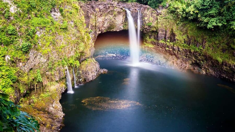 Hilo: Kilauea Fissure 8 Hiking, Volcanoes and Waterfalls - Food, comfort and the eight-hour pace