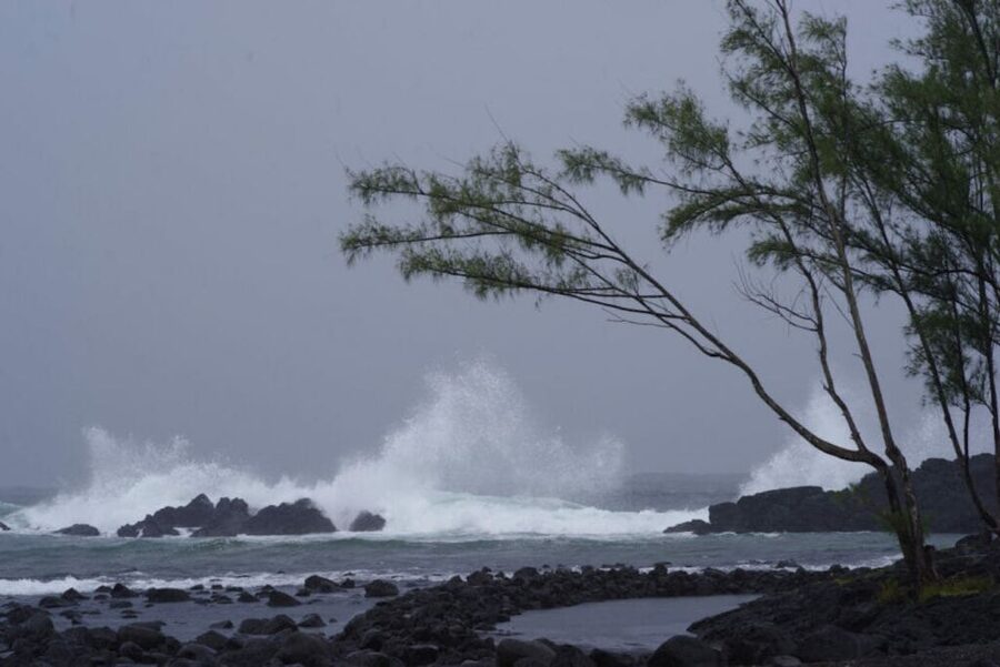 Hilo: Walking Ghost Tour - Hilo’s supernatural side begins at the Wailuku River