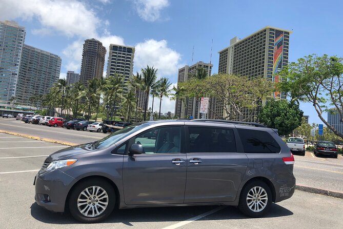 Honolulu Airport: Waikiki Private Transfer With Lei Greeting - What the $40 price buys you