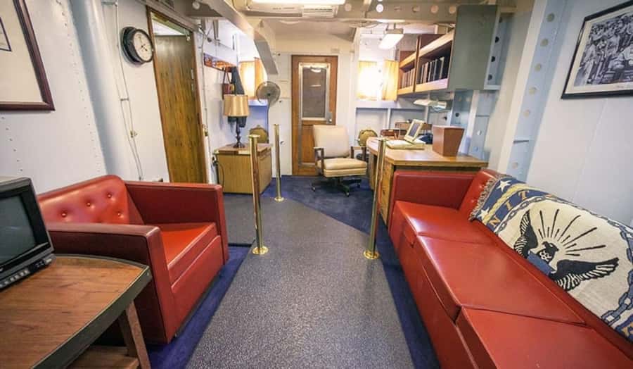 Honolulu: Battleship Missouri Memorial with Guide Option - Why the Surrender Deck matters