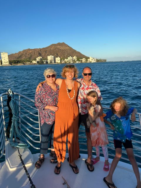 Honolulu: Deluxe Waikiki Snorkel and Wildlife Cruise - Ninety minutes in the water near Waikiki