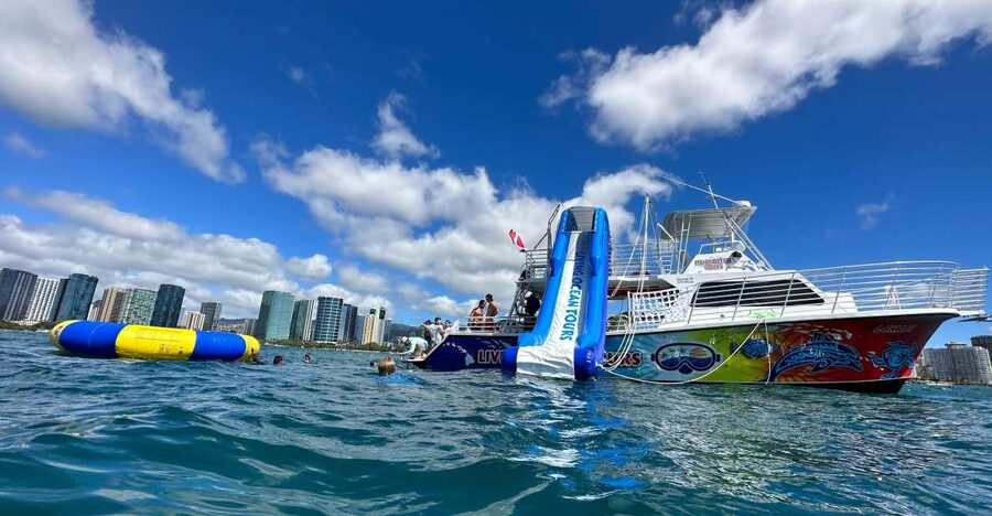 Honolulu: Deluxe Waikiki Snorkel and Wildlife Cruise - Snorkeling quality and what to expect underwater