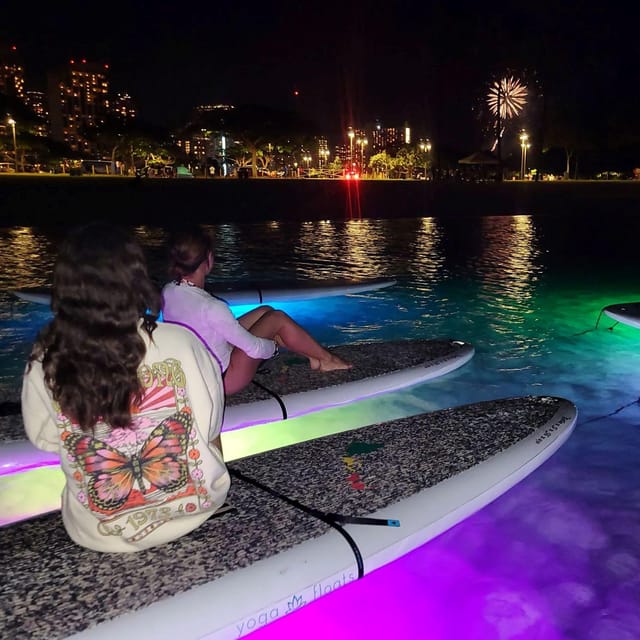Honolulu: Fireworks Glow and Flow Yoga Class - The all-levels yoga sequence